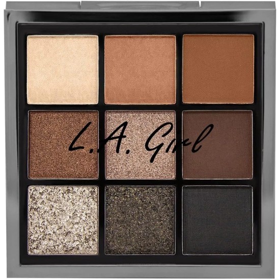 L.A. Girl Eyeshadow Keep It Playful Palette, 14g L.A. Girl Eyeshadow Keep It Playful Palette, 14g