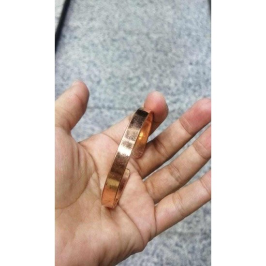 Simple and smooth classic energy bracelet for men women magnetic pure copper Simple and smooth classic energy bracelet for men women magnetic pure copper