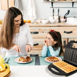 Home Gold Waffle Maker 3 in 1 Sandwich Maker Donut Plate Non-Stick Coating Easy to Clean Fast Heating 750W Model 2023-2