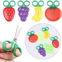 Fruit Scissors, Back Magnet Magnetic Scissors Safe Practical for Household for Home Decoration for Kids (Banana)