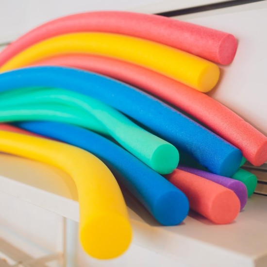 LND Gifts - Set of 6 Pool Noodles, Foam Swimming Noodle Float for Children and Adults, Strong and Flexible Swimming aid Essential for Confidence in the Pool