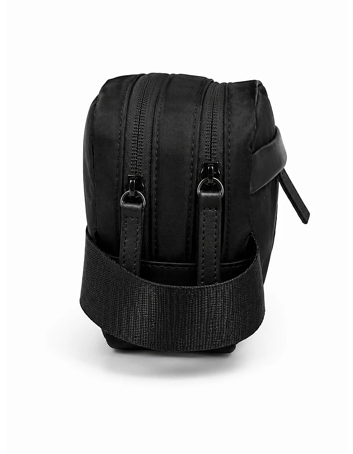 Tommy Hilfiger  Hand Bag Black - 8911