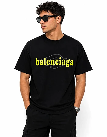 Balenciaga Oversized Printed T-Shirt – Black